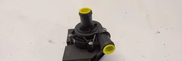 Volkswagen Tiguan Water pump 5Q0965567