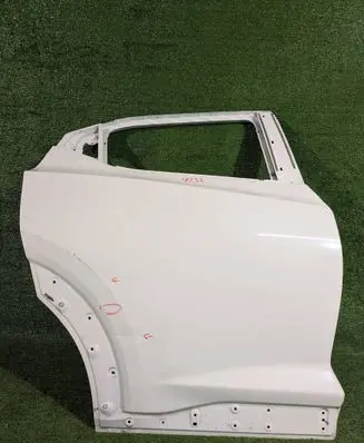 Nissan Juke II F16 Rear door 