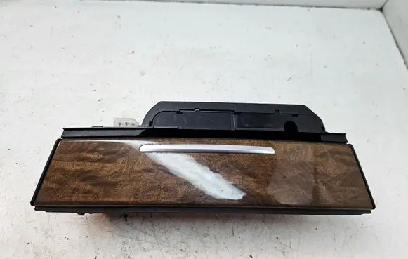 BMW 7 F01 F02 F03 F04 Car ashtray 9119317