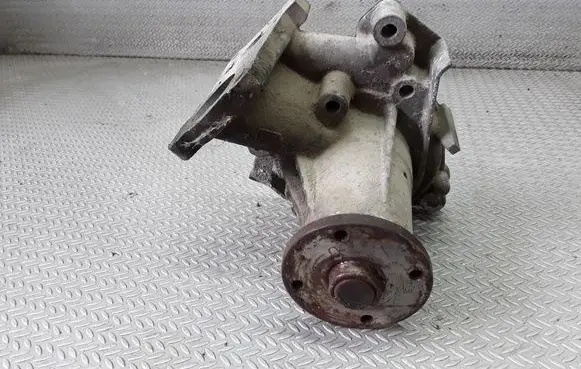 Land Rover Freelander Water pump