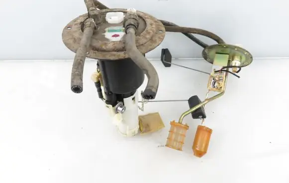 Mitsubishi Pajero Pinin In-tank fuel pump MR512041