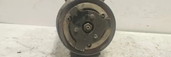 Volkswagen Golf V Air conditioning (A/C) compressor (pump) 029401046B4 4M0600 R134A
