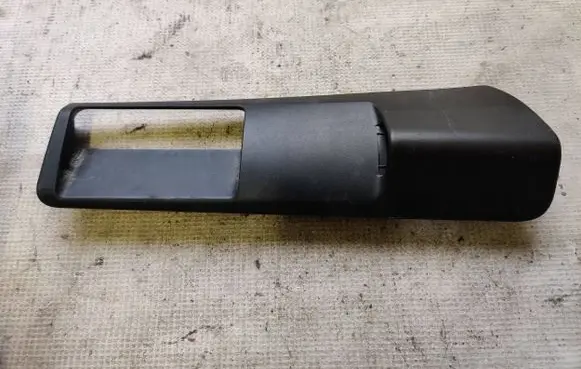 Volkswagen Transporter - Caravelle T5 Sliding door cover cap 7H0843188