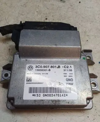 Volkswagen PASSAT B6 Hand brake control module 3C0907801B 15658301B