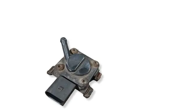 BMW 1 E81 E87 Exhaust gas pressure sensor 7789219