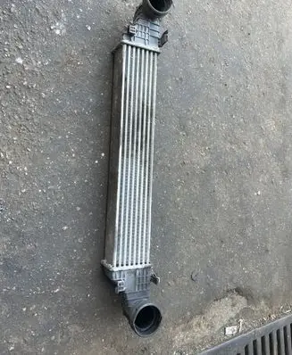 Mercedes-Benz E W211 Intercooler radiator A2115001002