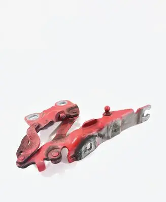 Engine bonnet/hood hinges