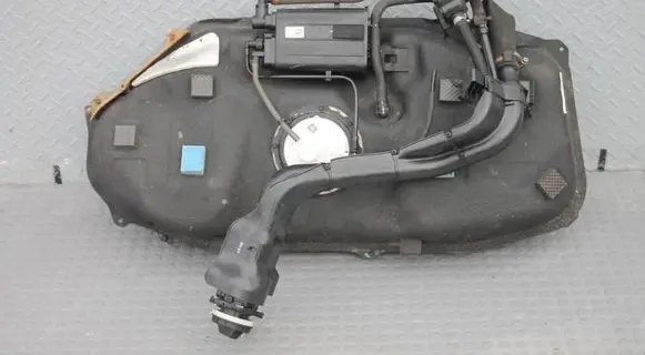 KIA Stonic Fuel tank BAK-31100-H8420 31110-H8400 31100H8420