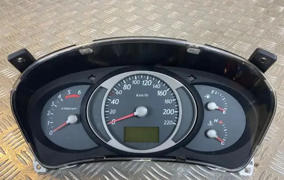 Hyundai Tucson JM Speedometer (instrument cluster) 940132E420 8100120140