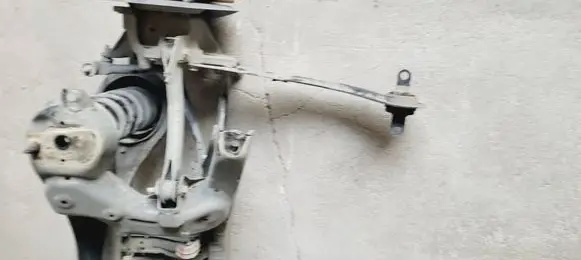 Ford Kuga II Rear axle beam 