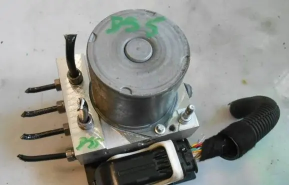 Citroen DS5 ABS Pump 0265252804 0265952290