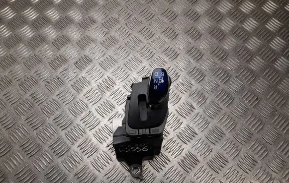Toyota Prius+ (ZVW40) Gear shifter/selector 75G615RHD