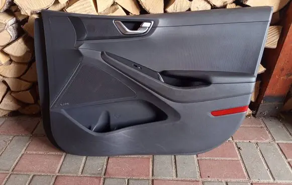 Hyundai Ioniq Front door card panel trim 82340G2000