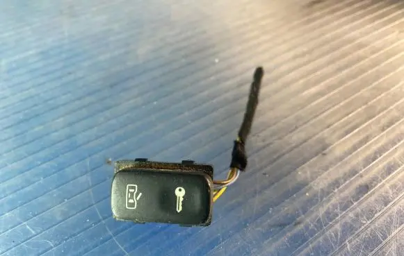 Skoda Octavia Mk2 (1Z) Central locking switch button 1Z0962125A