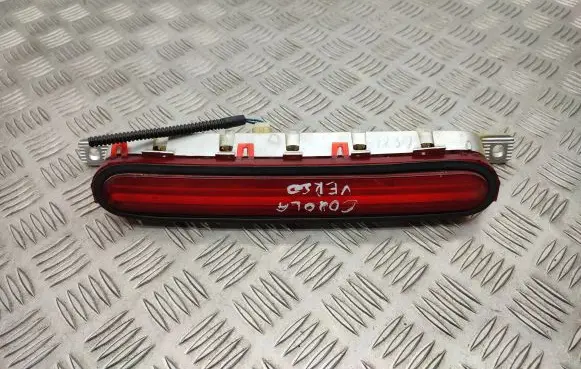 Toyota Corolla Verso AR10 Third/center stoplight 815700F010