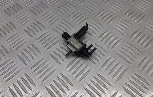 Ford Focus Turbo solenoid valve 4M5G-9A500