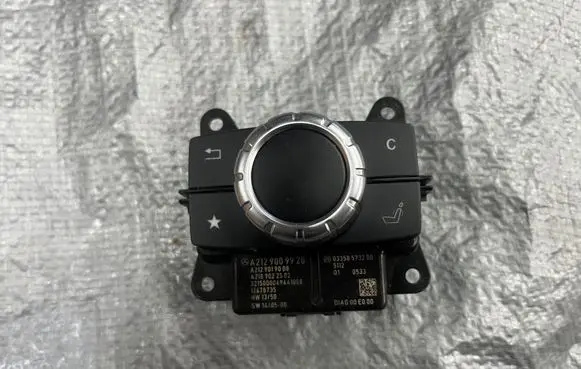 Mercedes-Benz E W212 Head unit multimedia control A2129009928 A2189022502 A2129019008