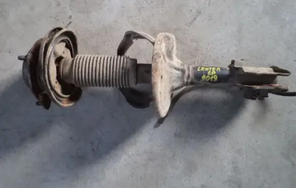 Hyundai Elantra Front shock absorber with coil spring