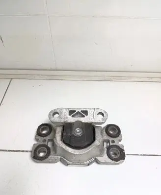 Land Rover Evoque I Engine mounting bracket 8J327M21AC03 G3035133