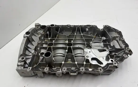 Skoda Octavia Mk4 Oil sump 06K103603DE