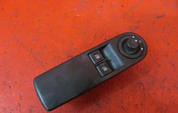Renault Clio IV Electric window control switch 254118044R