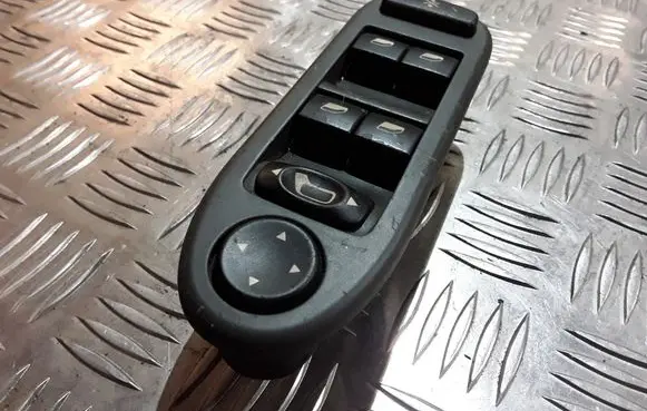 Citroen C5 Electric window control switch 96326945ZJ