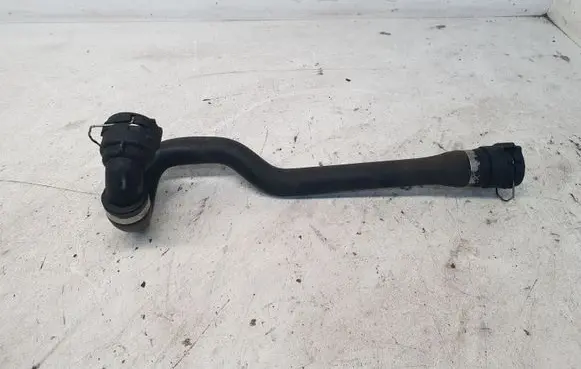 Volkswagen Golf VI Engine coolant pipe/hose 11006511
