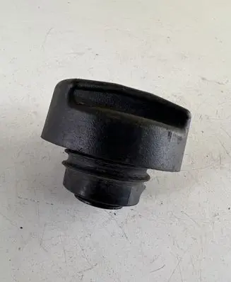 Opel Frontera B Fuel tank filler cap 