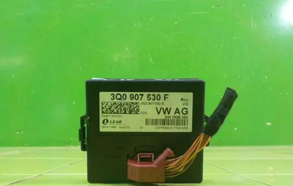 Skoda Octavia Mk3 (5E) Central body control module 3Q0907530F