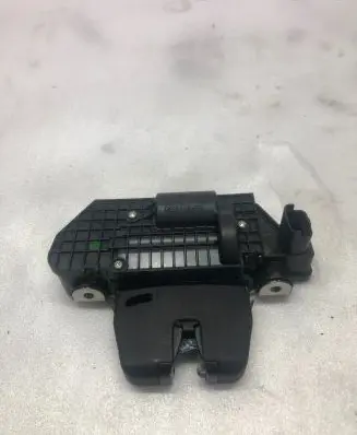 Opel Mokka B Tailgate/trunk/boot lock/catch/latch 9151487499h