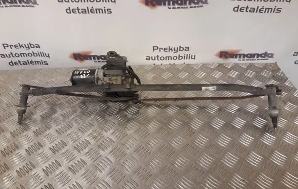 Iveco Daily 30.8 - 9 Front wiper linkage and motor