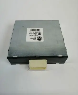 Volkswagen Scirocco Power management control unit 1K0919041 8ES01015300