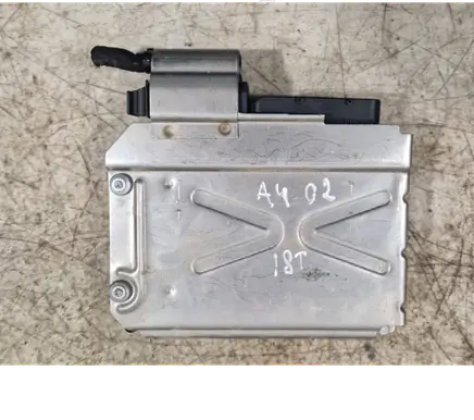 Audi A4 S4 B6 8E 8H Engine control unit/module 8E0907411