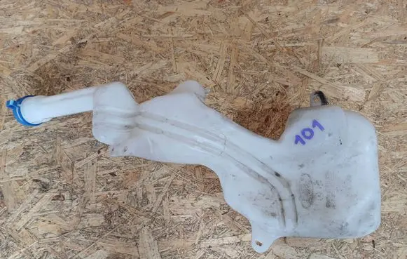 Ford Ecosport Windshield washer fluid reservoir/tank GN1517B613FA