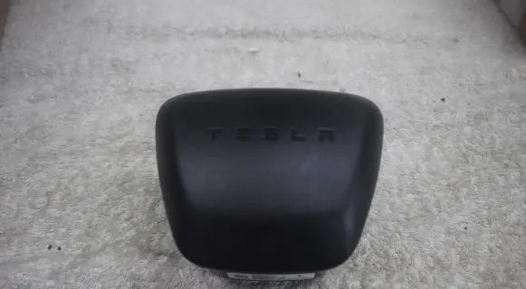 Tesla Model S Steering wheel airbag 160788900D ZFR23115112456