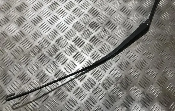 Mazda 6 Front wiper blade arm
