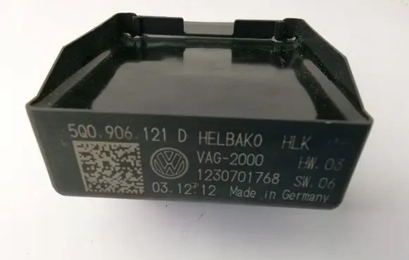 Volkswagen Golf VII Fuel injection pump control unit/module 5Q0906121D 1230701768