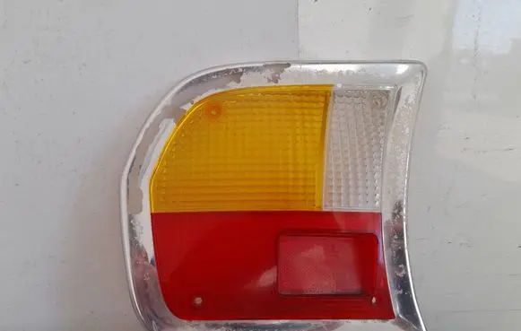 Peugeot 504 Tail light lenses 627B