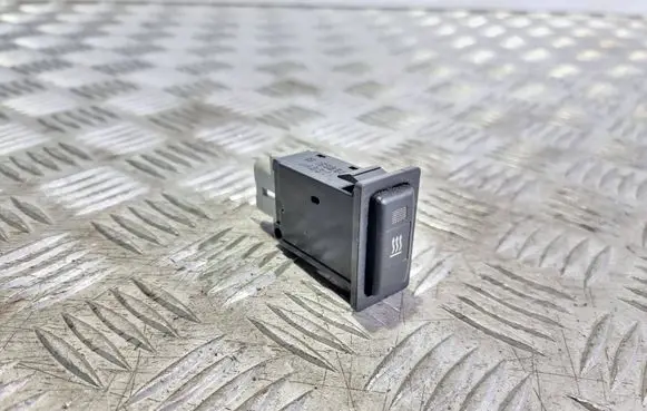 Toyota Avensis T250 Windscreen/window heater switch 153261 153337