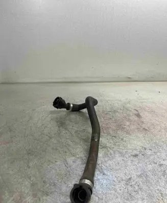 Coolant pipe/hose