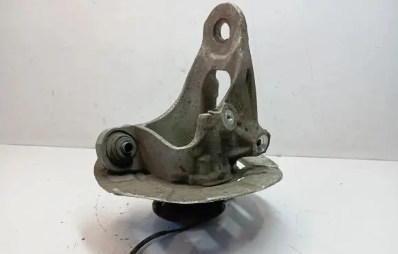 BMW X5 E70 Rear wheel hub 677098306