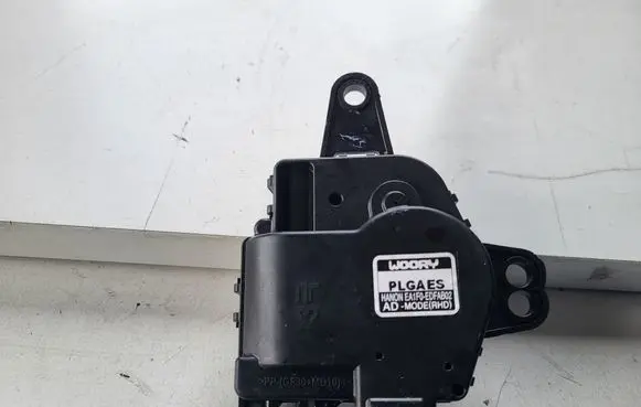 KIA Xceed A/C air flow flap actuator/motor 