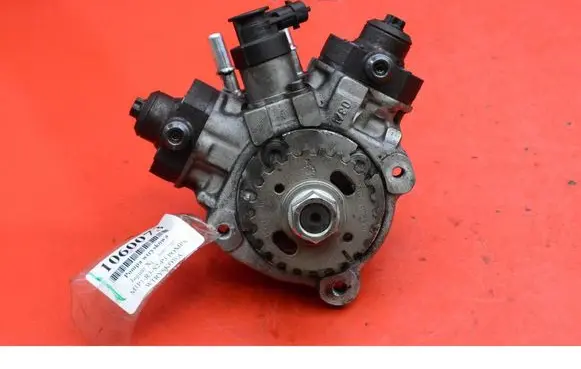 Jaguar XJ X351 Fuel injection high pressure pump 0445010629