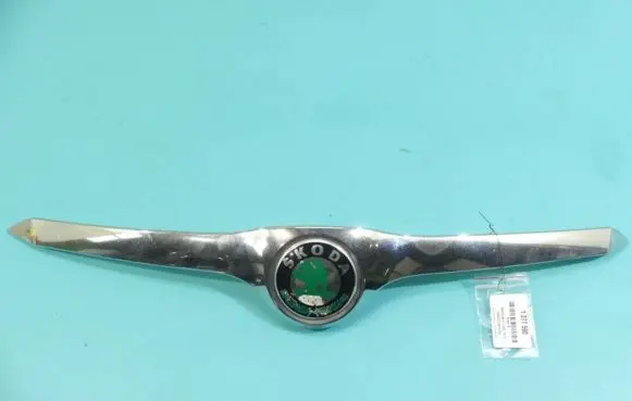 Skoda Superb B6 (3T) Front bumper upper radiator grill 131014009001 IMPRK1277590