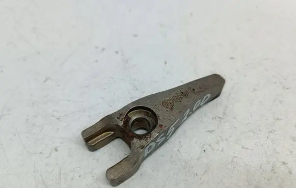 Citroen DS5 Fuel Injector clamp holder 