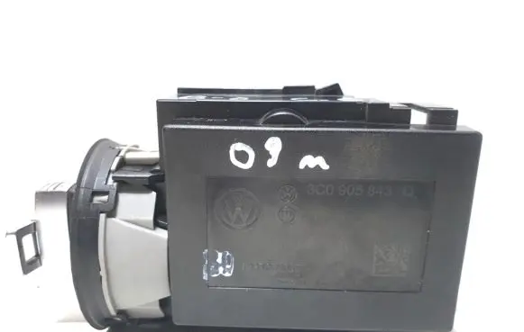 Volkswagen PASSAT CC Ignition lock 3C0905843Q