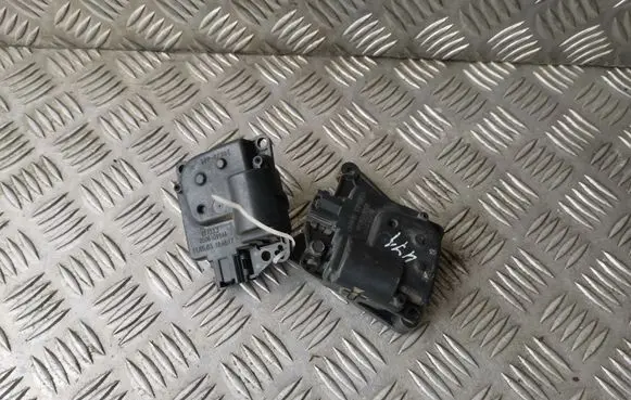 Chrysler 300 - 300C Air flap motor/actuator 05061099AA