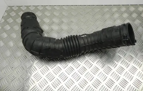 KIA Pro Cee'd III Air intake hose/pipe 28140J7800
