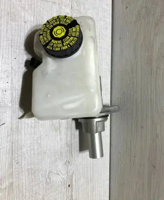 BMW X2 F39 Brake fluid reservoir 157652067