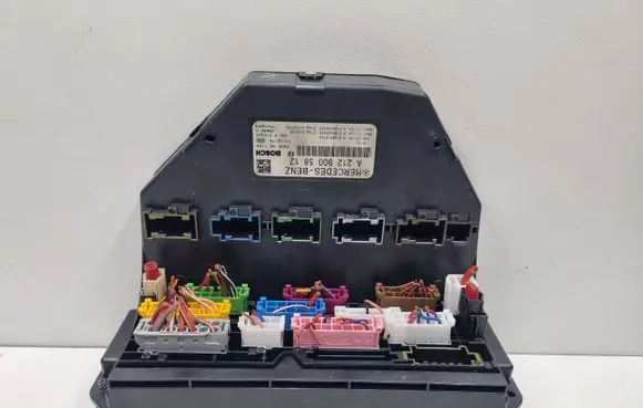 Mercedes-Benz C W204 SAM control unit A2129005812 2129005812